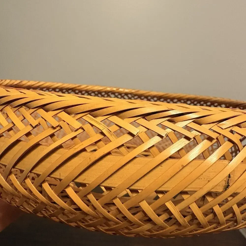 VTG MCM Woven Wicker Rattan Basket Boho Hand Woven Table Wall Decor 9.5” Japan